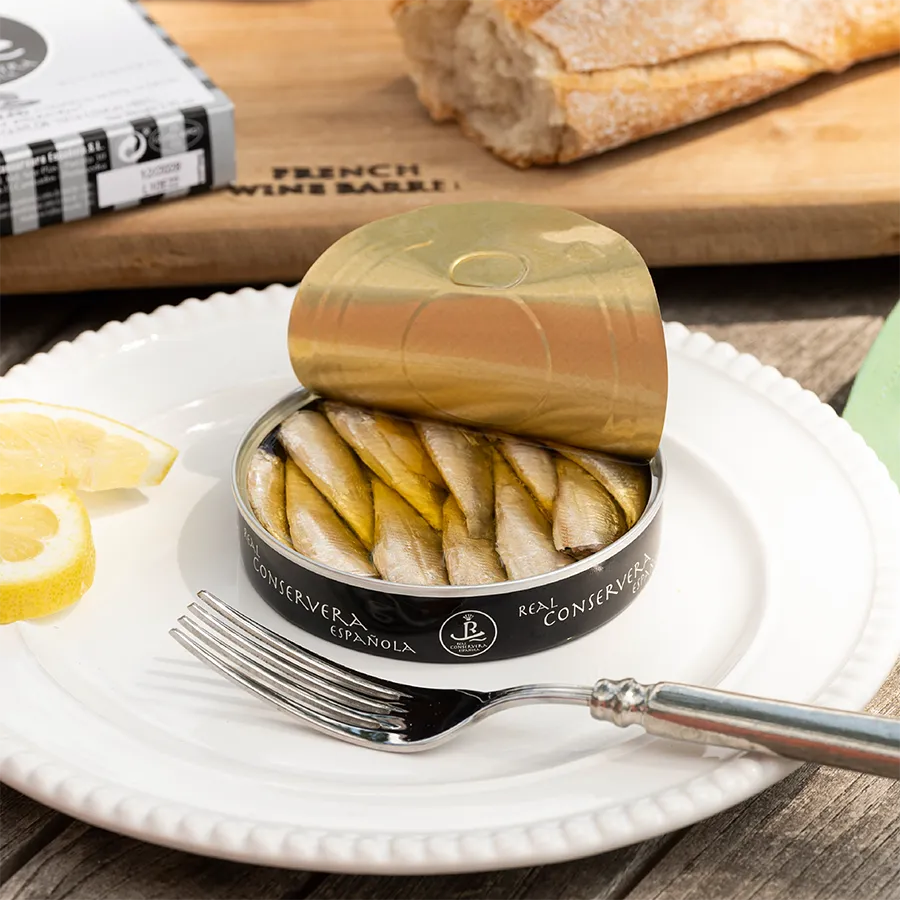 Sardinen in Olivenol und Zitrone Sardinen in Olivenol und Zitrone